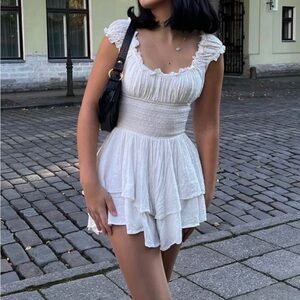 Princess Polly White Romper NEVER WORN